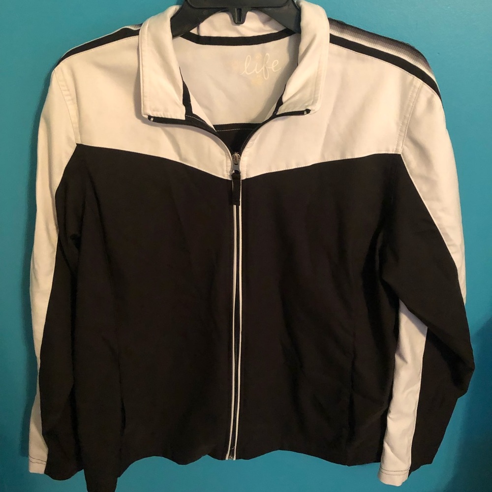 Light weight jacket